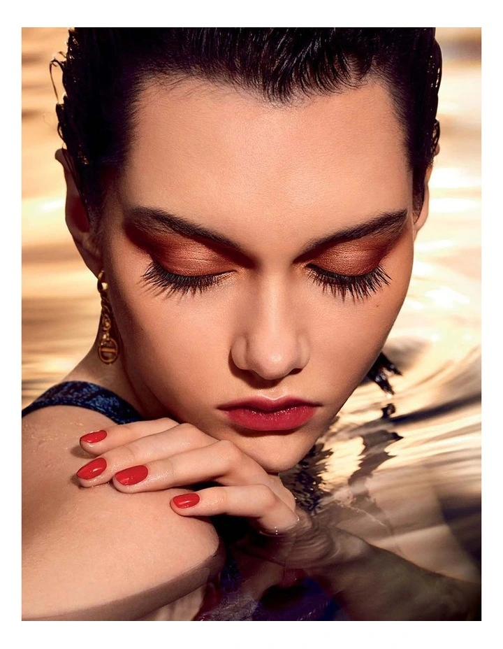 Luminizer Dioriviera Long-Wear Intense Highlighting Powder Luminizer Dioriviera Long-Wear Intense Highlighting Powder -DIOR SHOP unnamed file 714